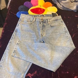 Zara Light Washed jeans